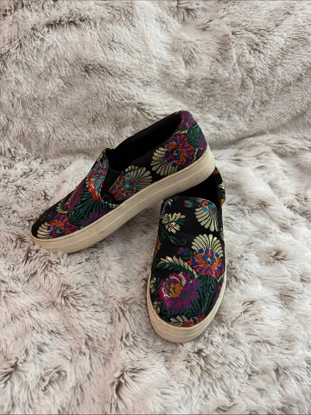 Brash Slip-On Floral Brocade Sneakers - Black size 8